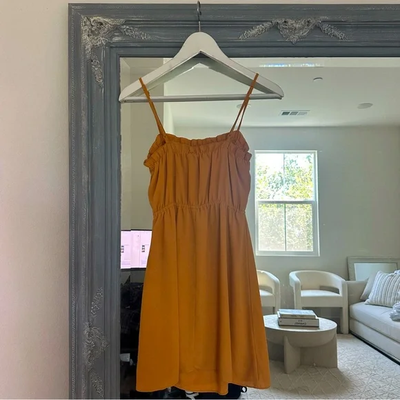 Aritzia Sunday Best Blixen Dress in Mustard‎ S - Picture 6 of 6